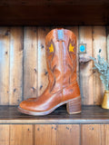 UK 8 - Vintage rare Frye tan flower tulip boots