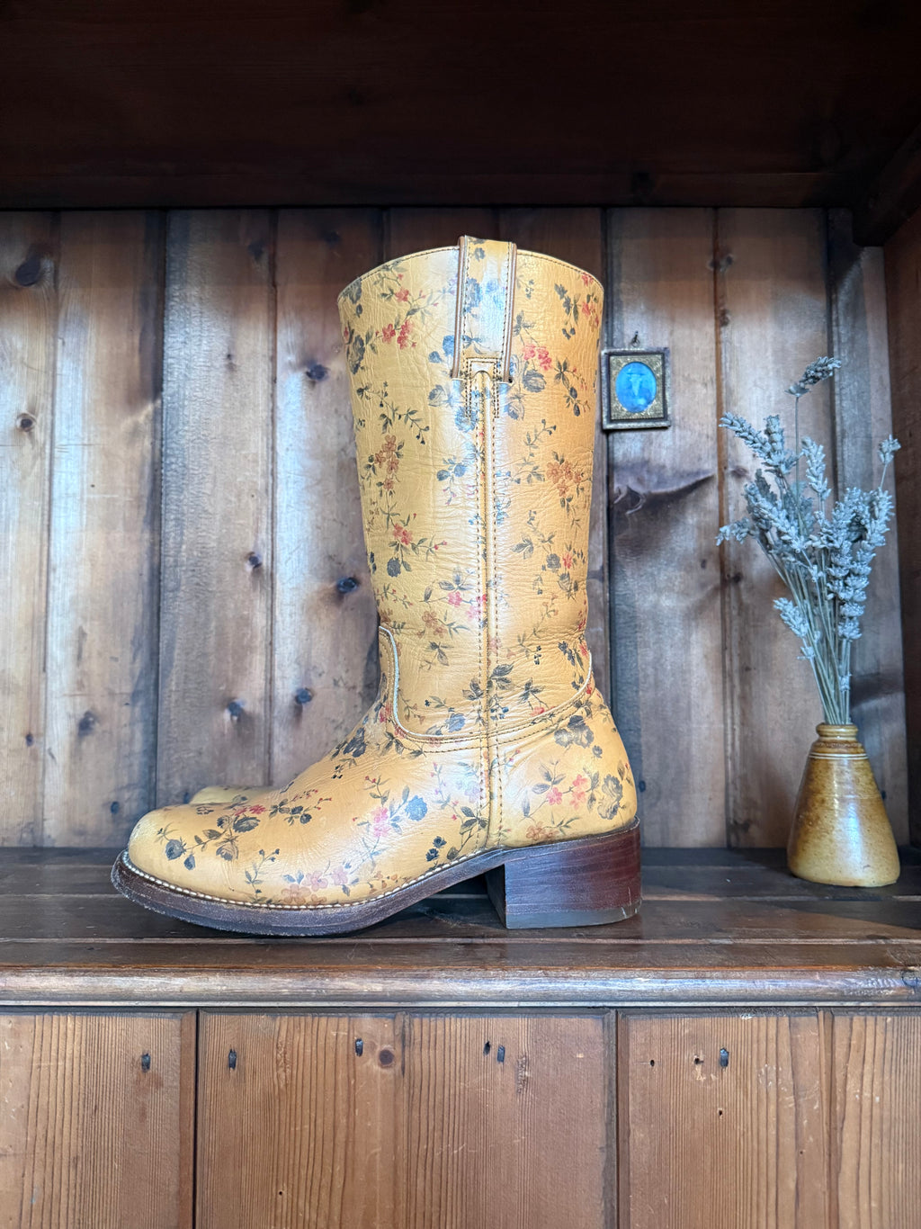 UK 6 / 5.5 - Vintage Floral Campus Style Boots