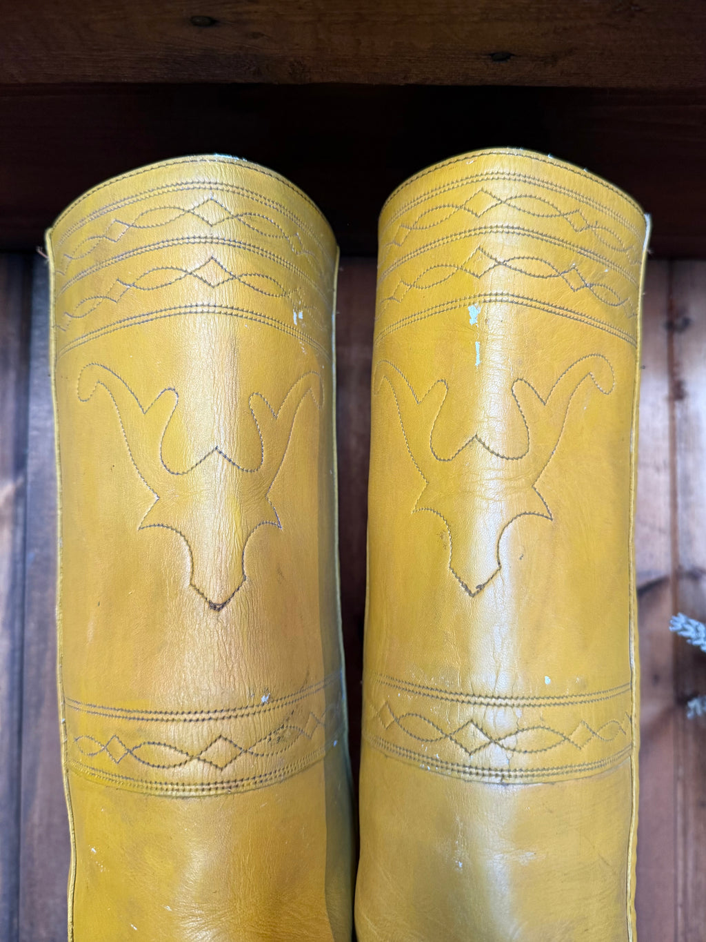 UK 8 - Vintage 1970’s Yellow Longhorn Frye Campus Boots