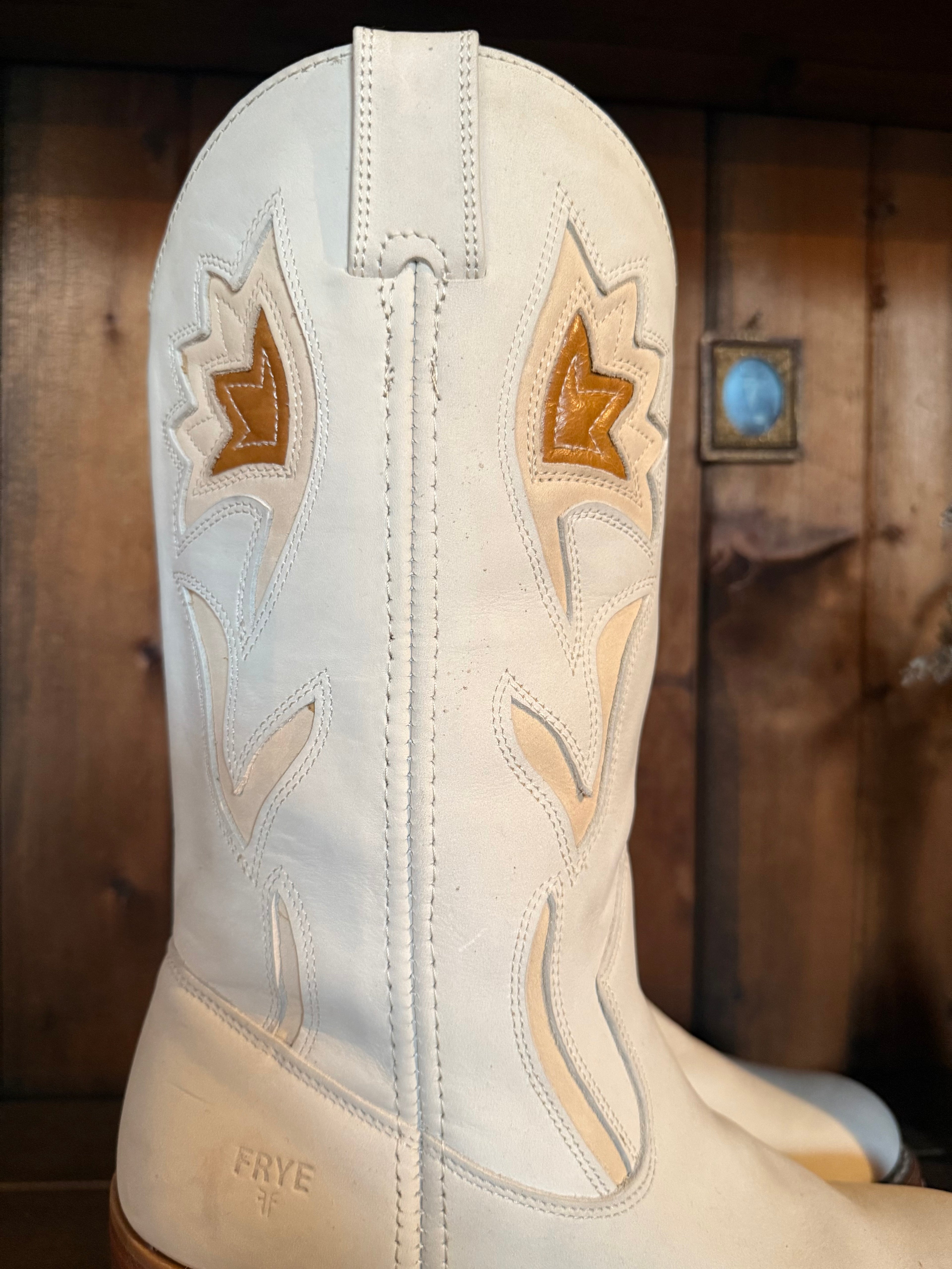 UK 7 - Vintage Rare Frye White Soft Suede Tulip Boots.