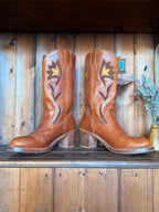 UK 8 - Vintage rare Frye tan flower tulip boots