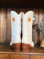 UK 7 - Vintage Rare Frye White Soft Suede Tulip Boots.