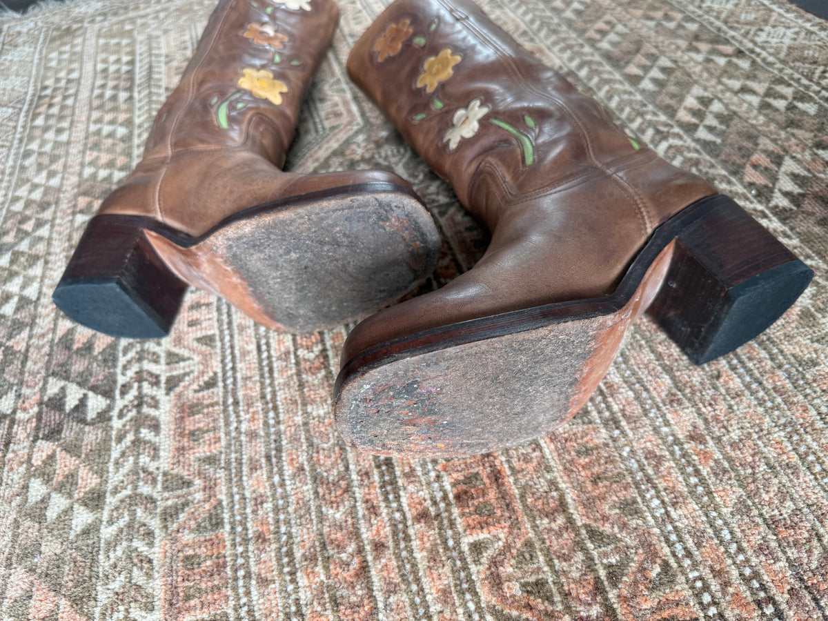 UK 7.5 - Sendra Flower Boots