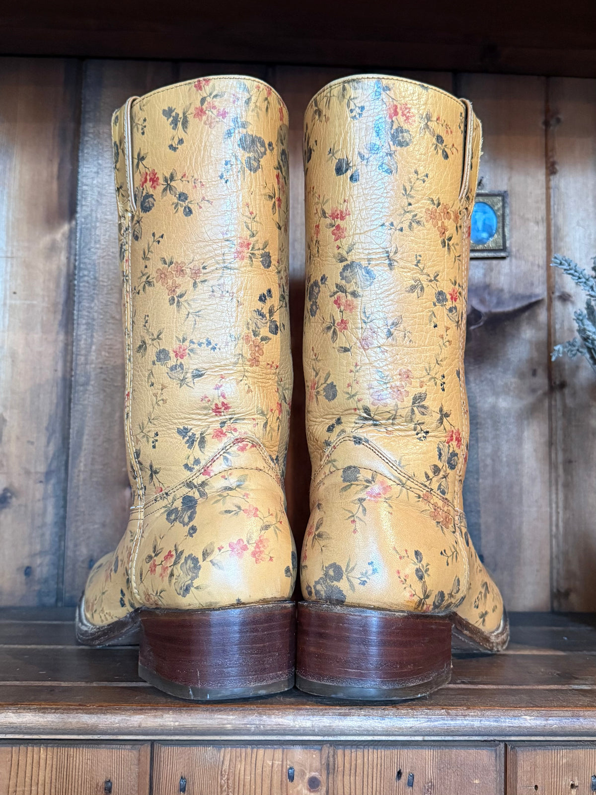 UK 6 / 5.5 - Vintage Floral Campus Style Boots