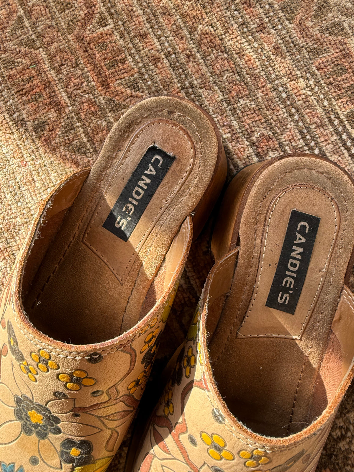 Vintage Candies Clogs