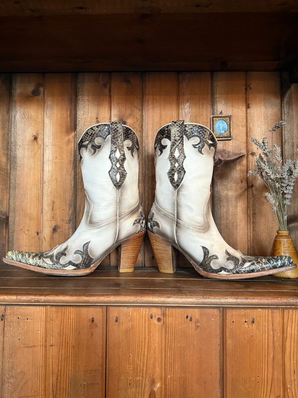 UK 6 - Snakeskin Sendra Cowboy Heels