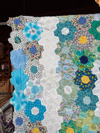 Vintage 1970s ‘Grandmothers Flower Garden’ handmade Quilt