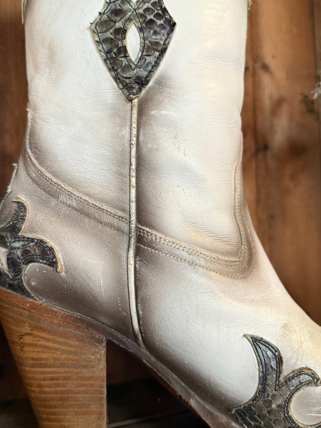 UK 6 - Snakeskin Sendra Cowboy Heels