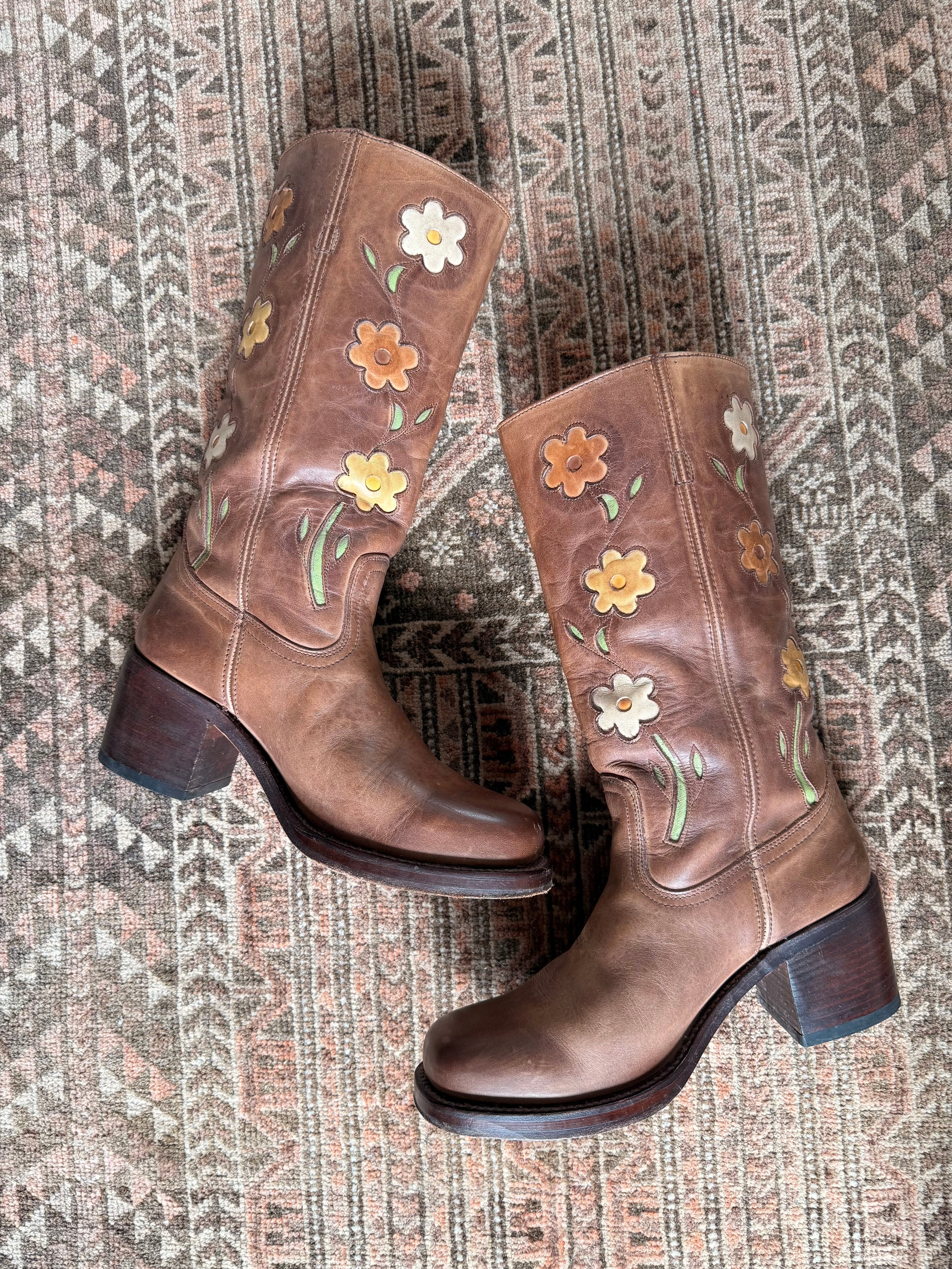 UK 7.5 - Sendra Flower Boots