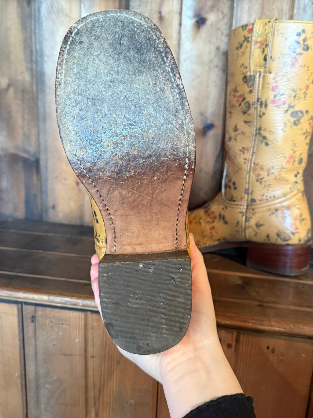 UK 6 / 5.5 - Vintage Floral Campus Style Boots
