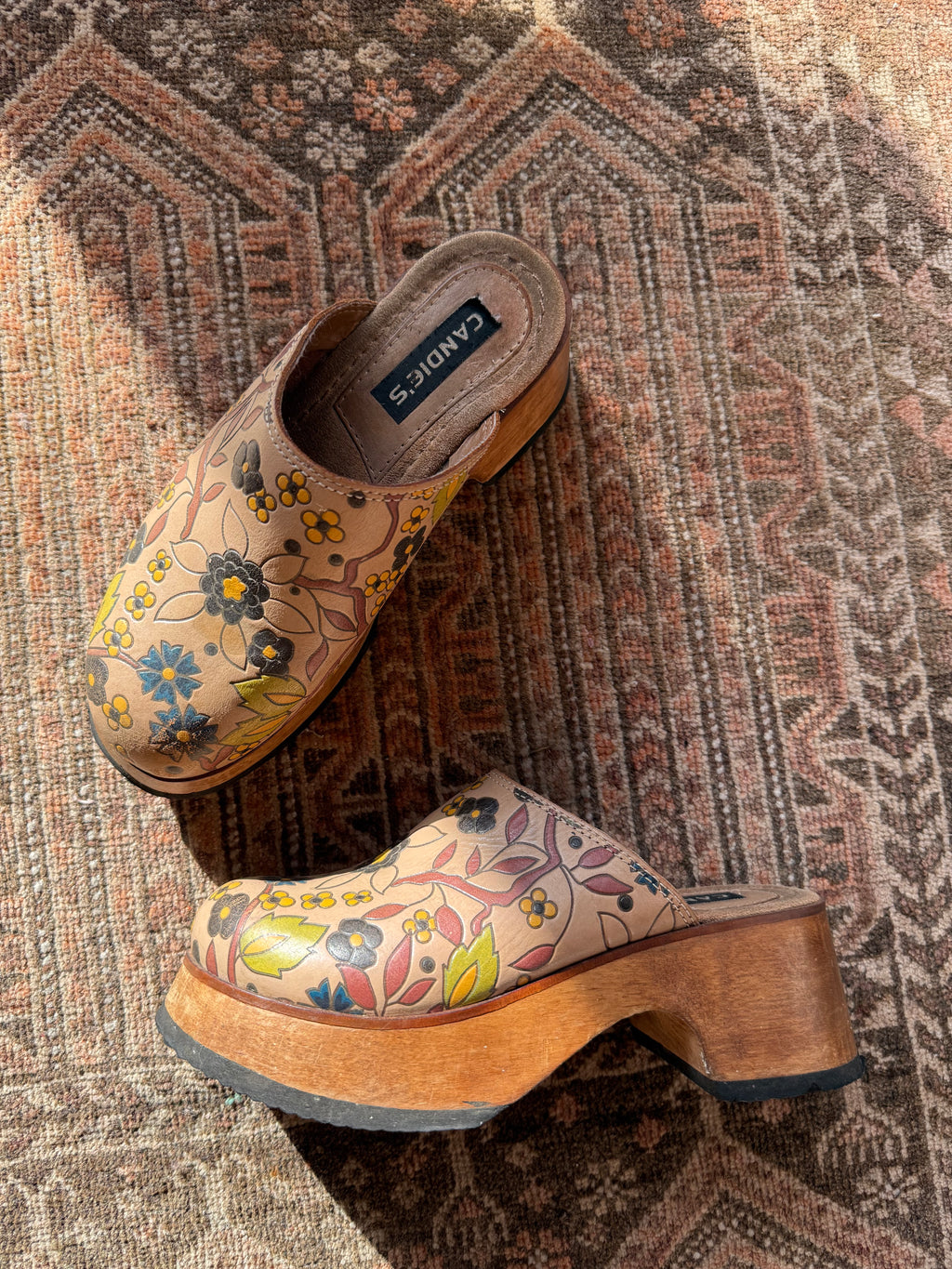 Vintage Candies Clogs
