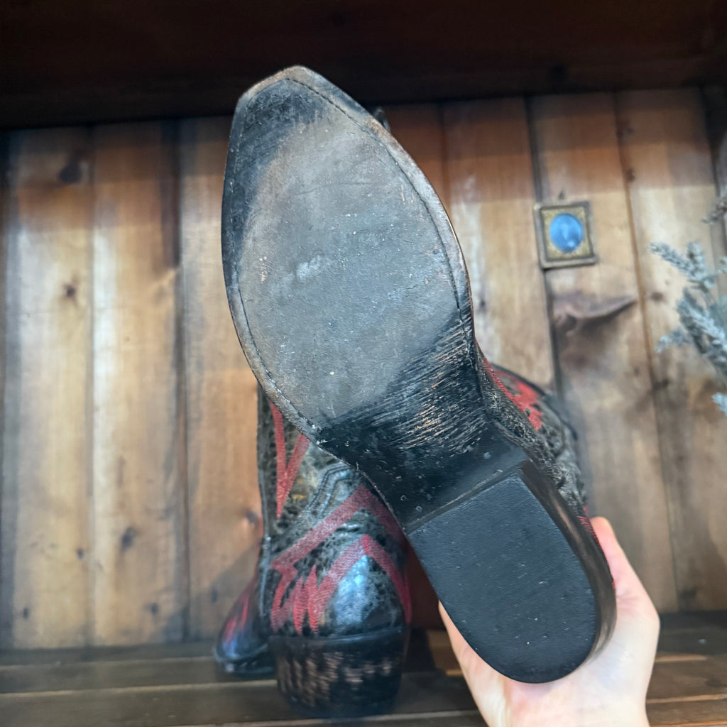UK 5 - Vintage Flame Stitch Cowboy Boots
