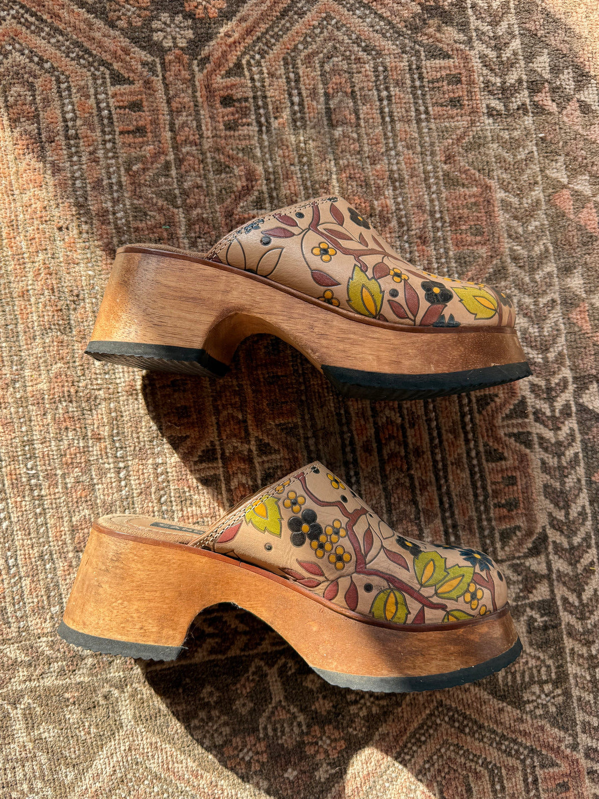 Vintage Candies Clogs