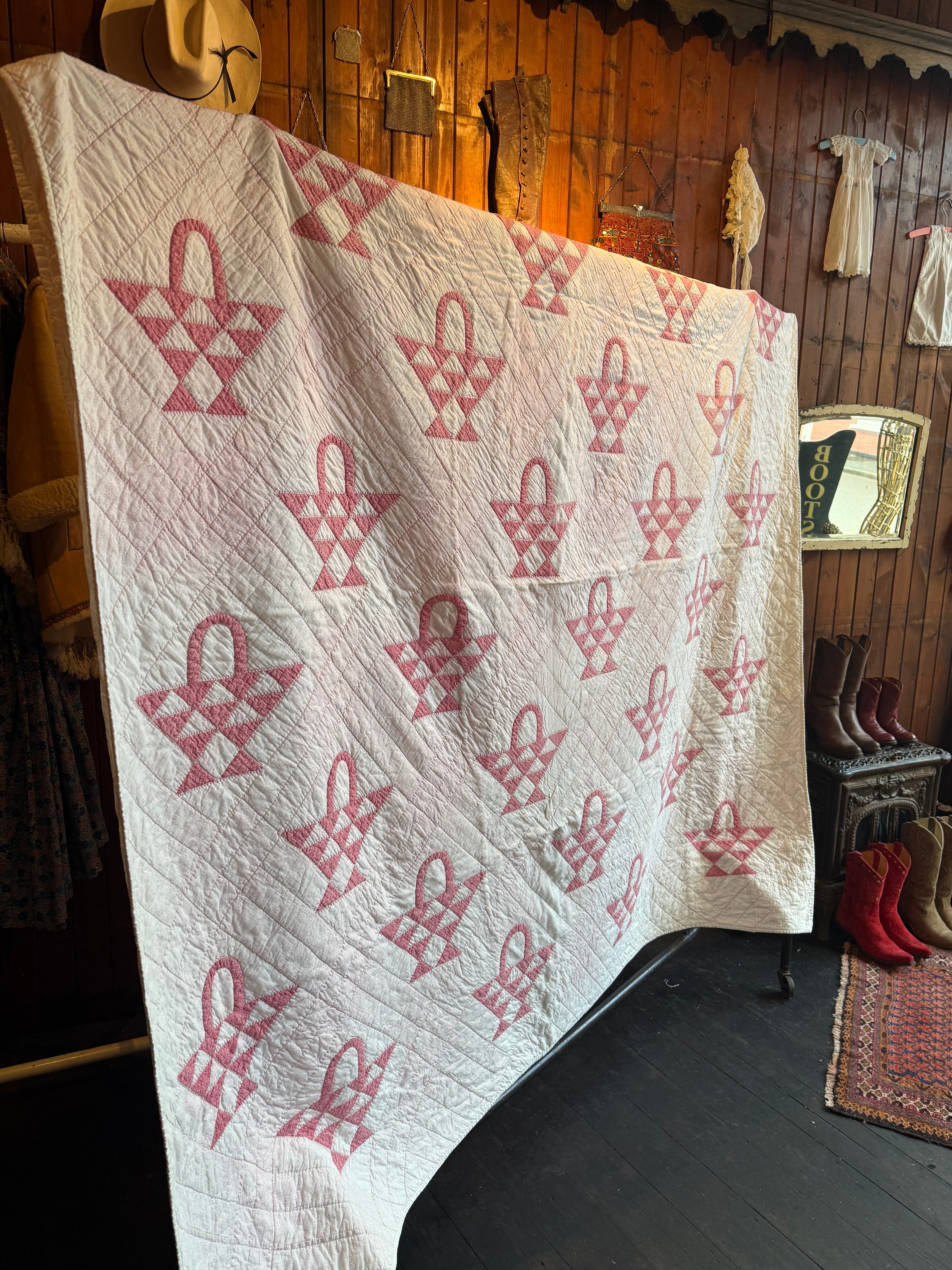 Antique ‘Flower Basket’ Handmade Quilt