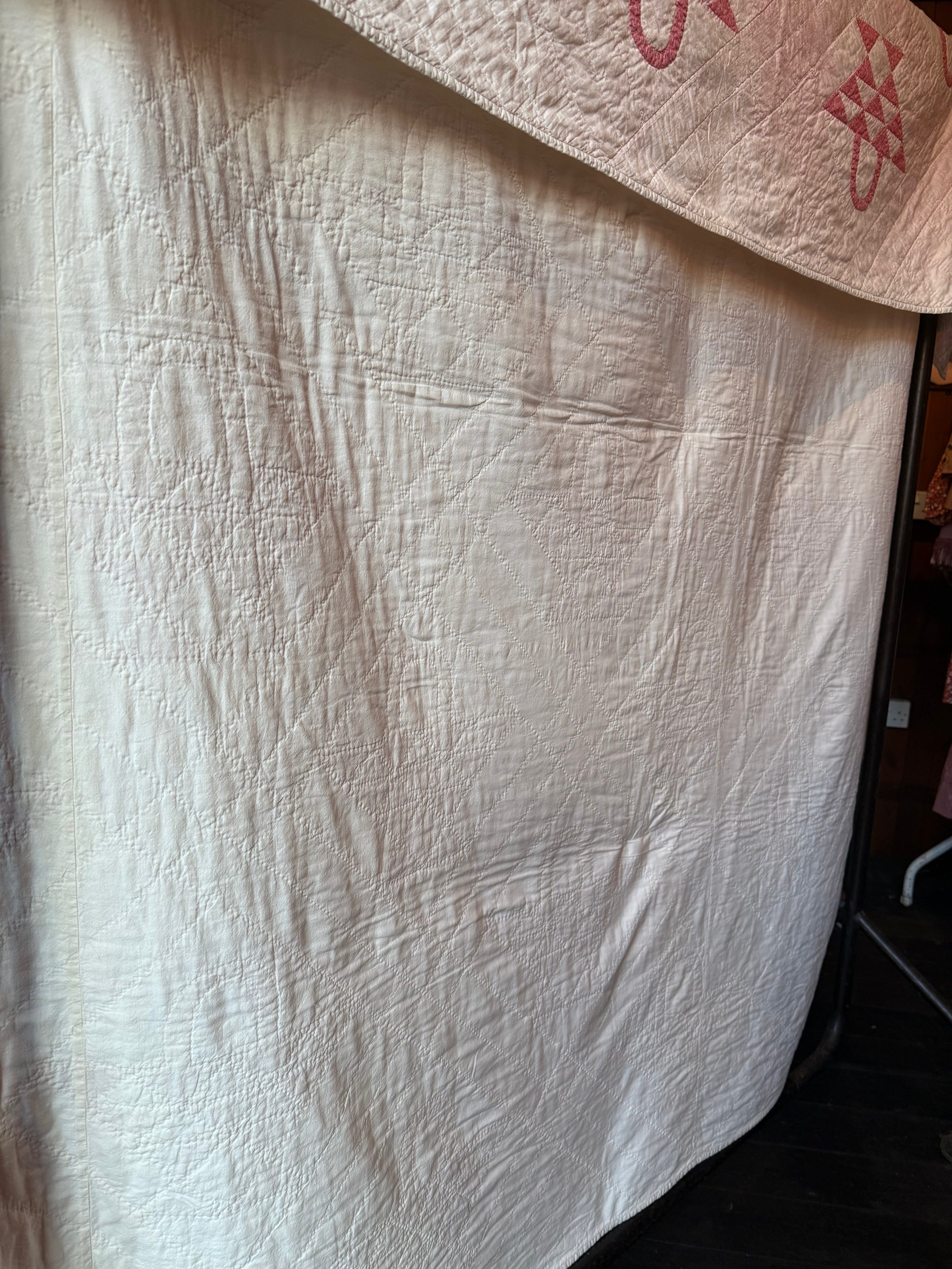 Antique ‘Flower Basket’ Handmade Quilt