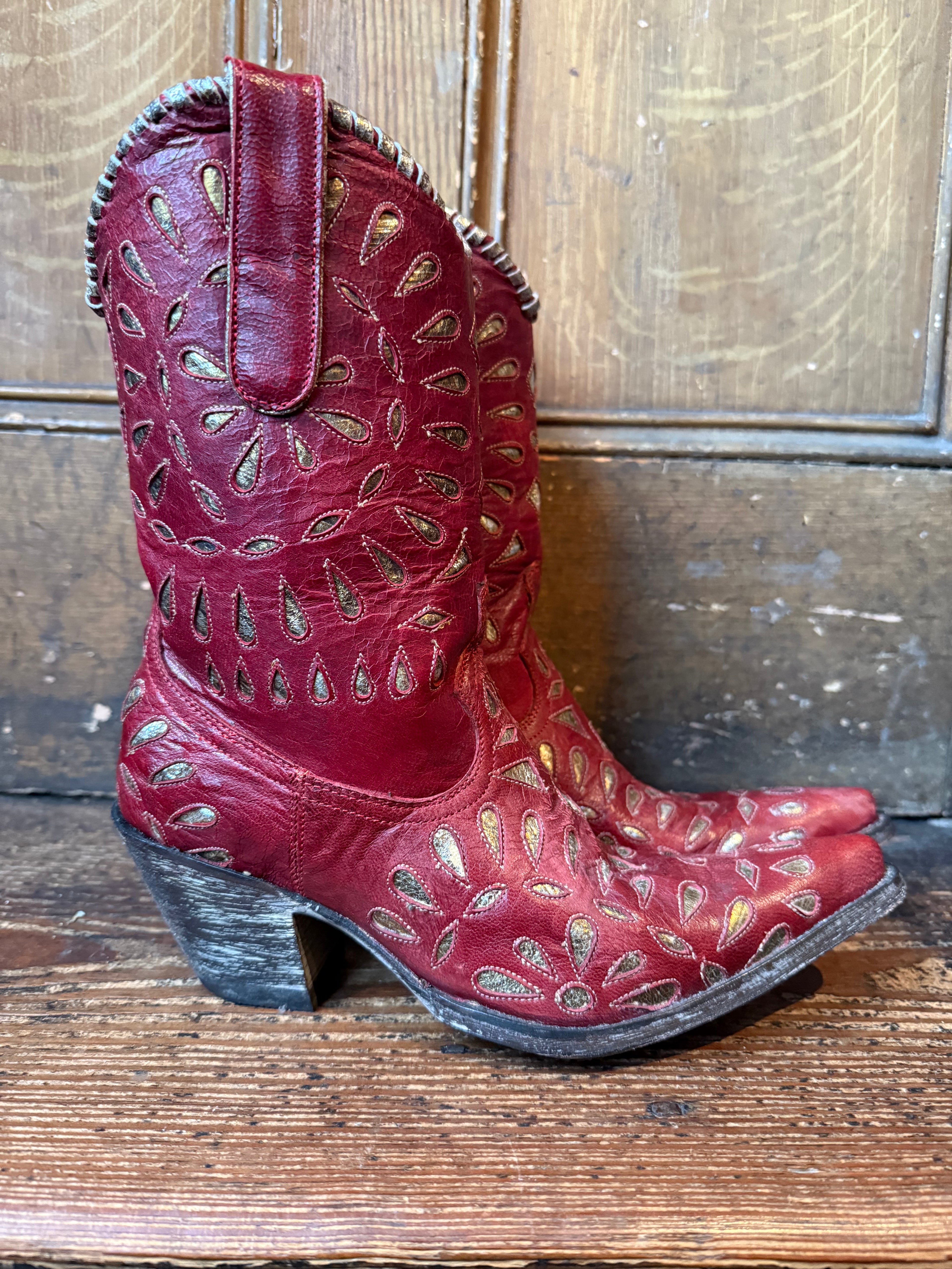 UK 5 - Vintage Red R. Soles x Judy Rothchild
